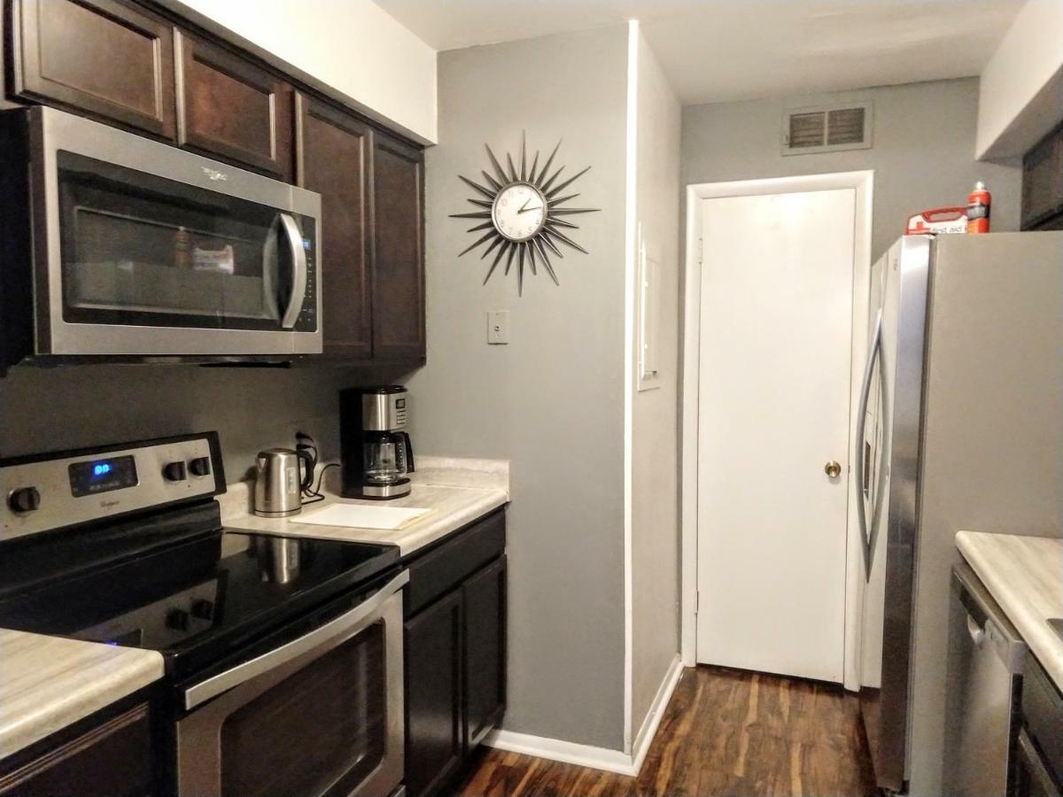 Delightful Townhome - Central Raleigh Location Екстериор снимка