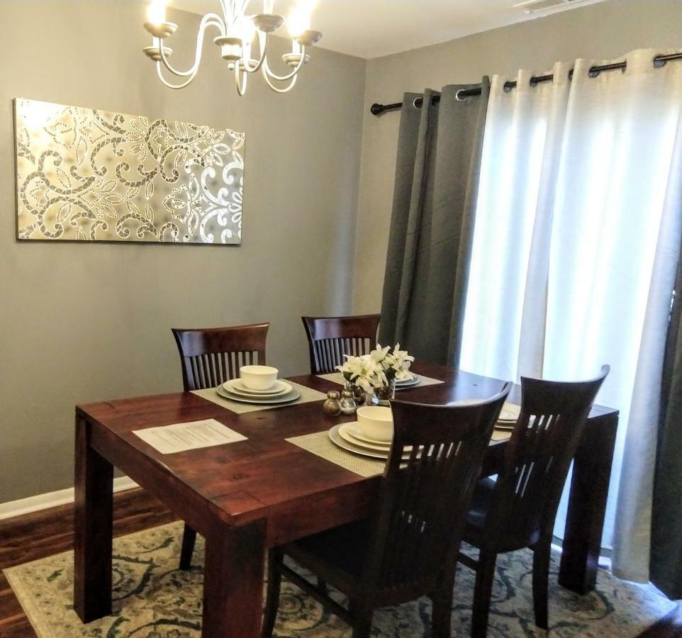 Delightful Townhome - Central Raleigh Location Екстериор снимка