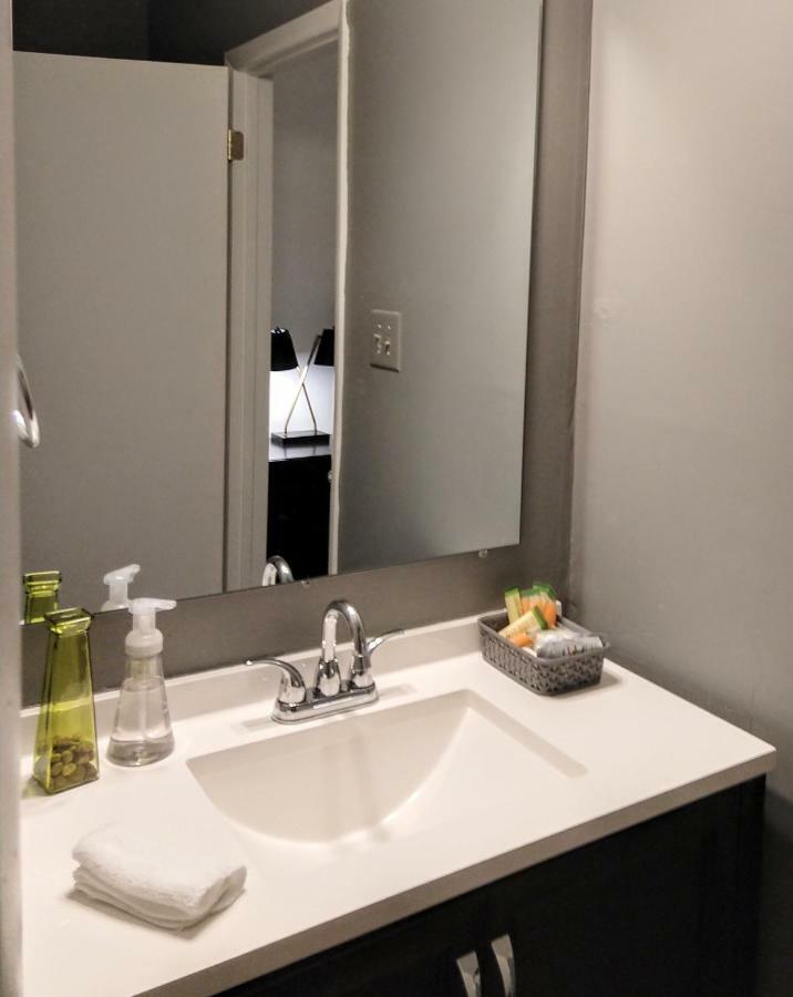 Delightful Townhome - Central Raleigh Location Екстериор снимка