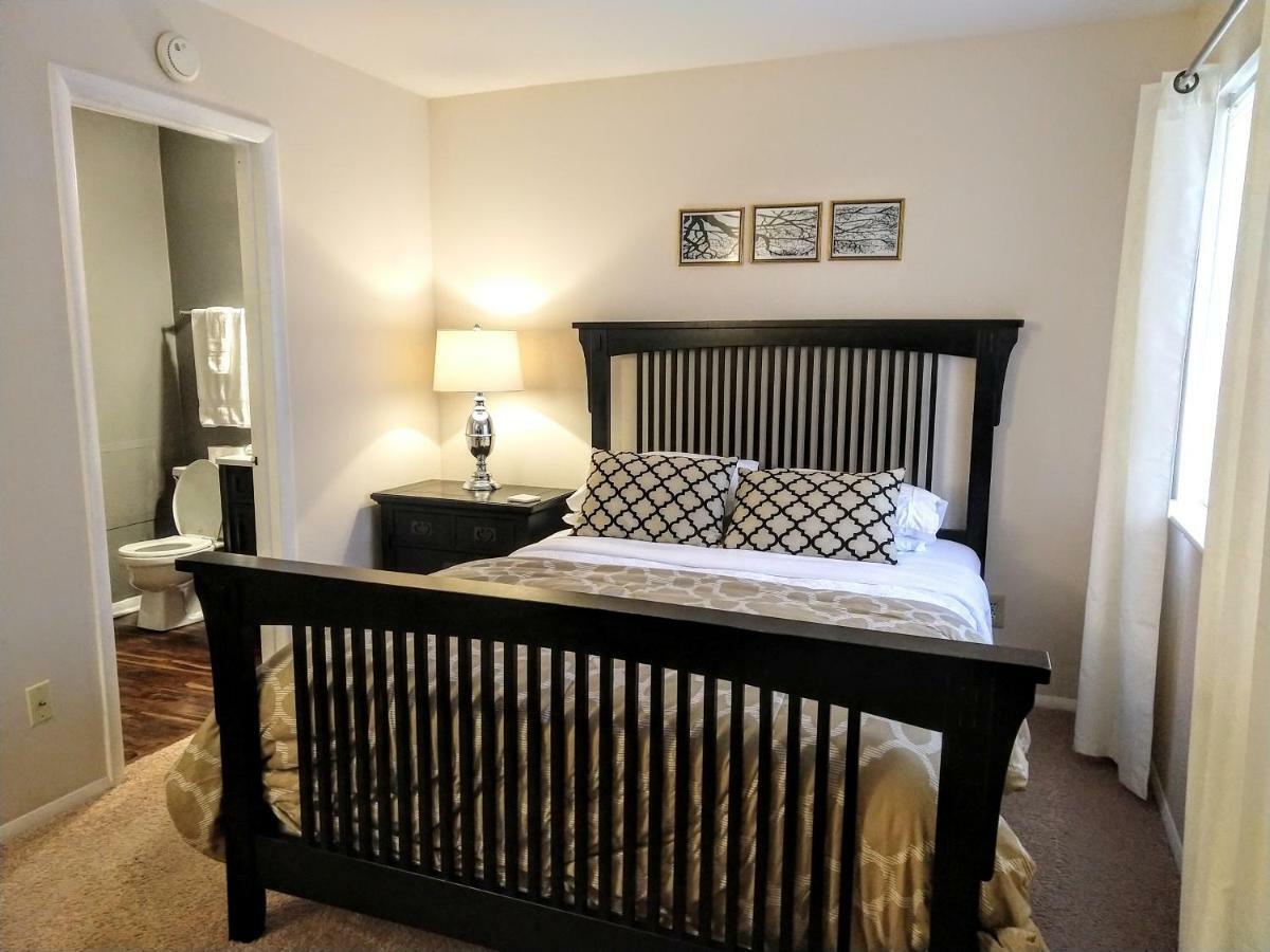 Delightful Townhome - Central Raleigh Location Екстериор снимка