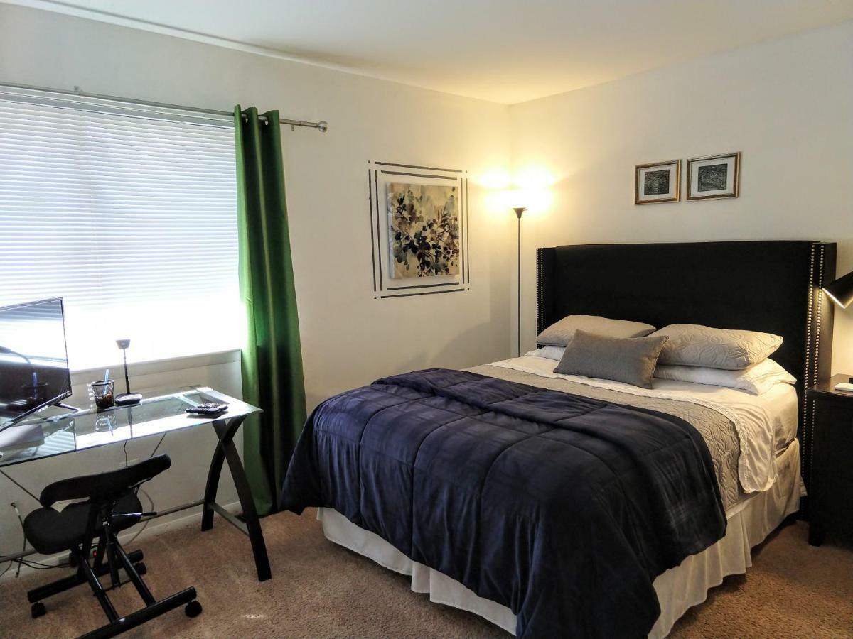 Delightful Townhome - Central Raleigh Location Екстериор снимка